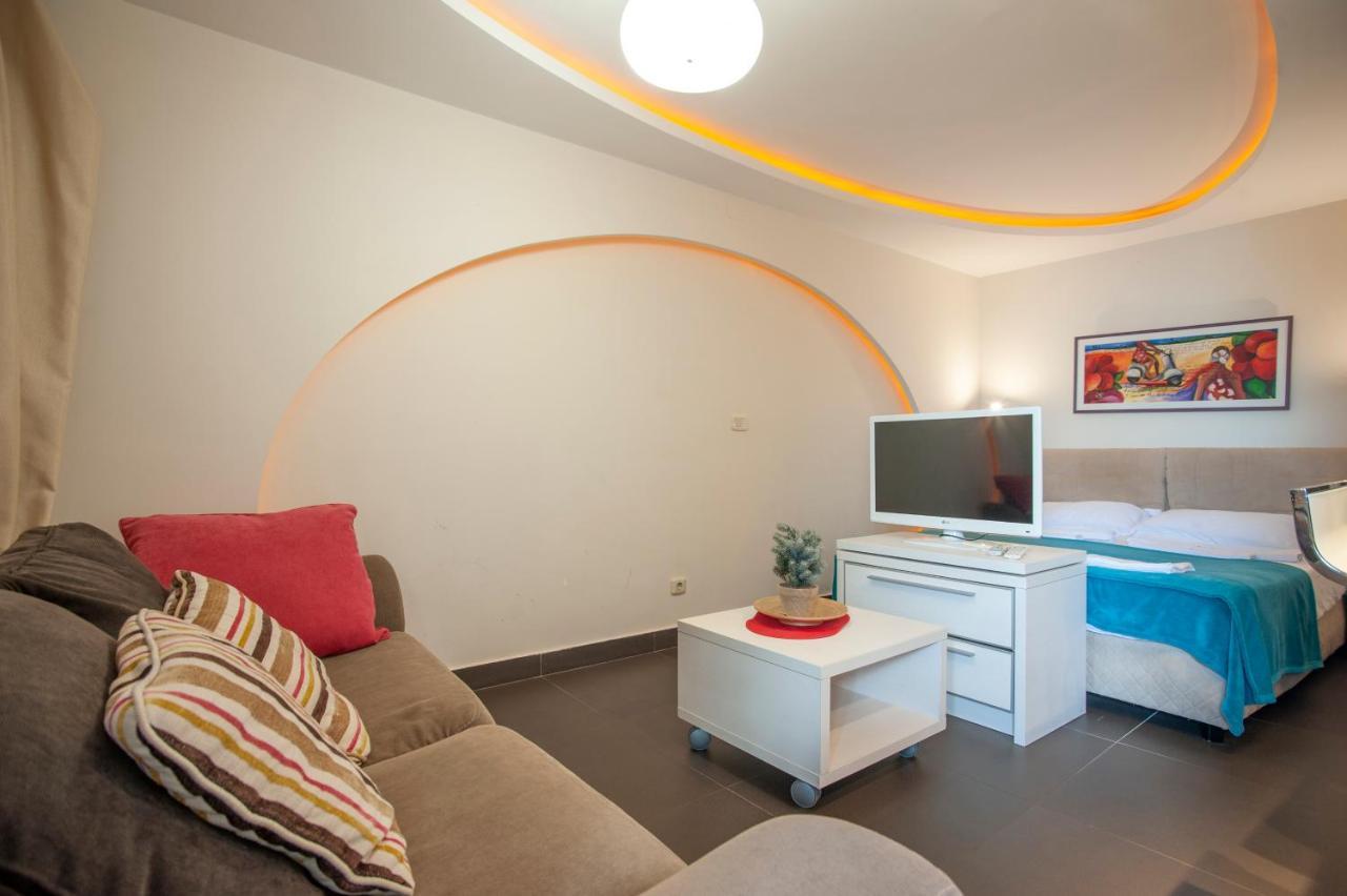 Apartments And Rooms Teona Budva Zewnętrze zdjęcie